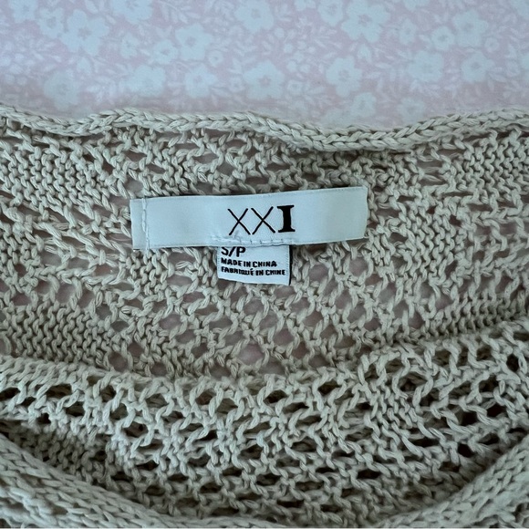 FOREVER 21 Open-Knit Top - Picture 2 of 6